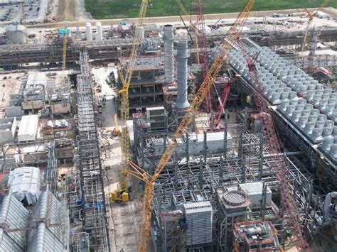 golden pass lng|when does golden pass lng start.